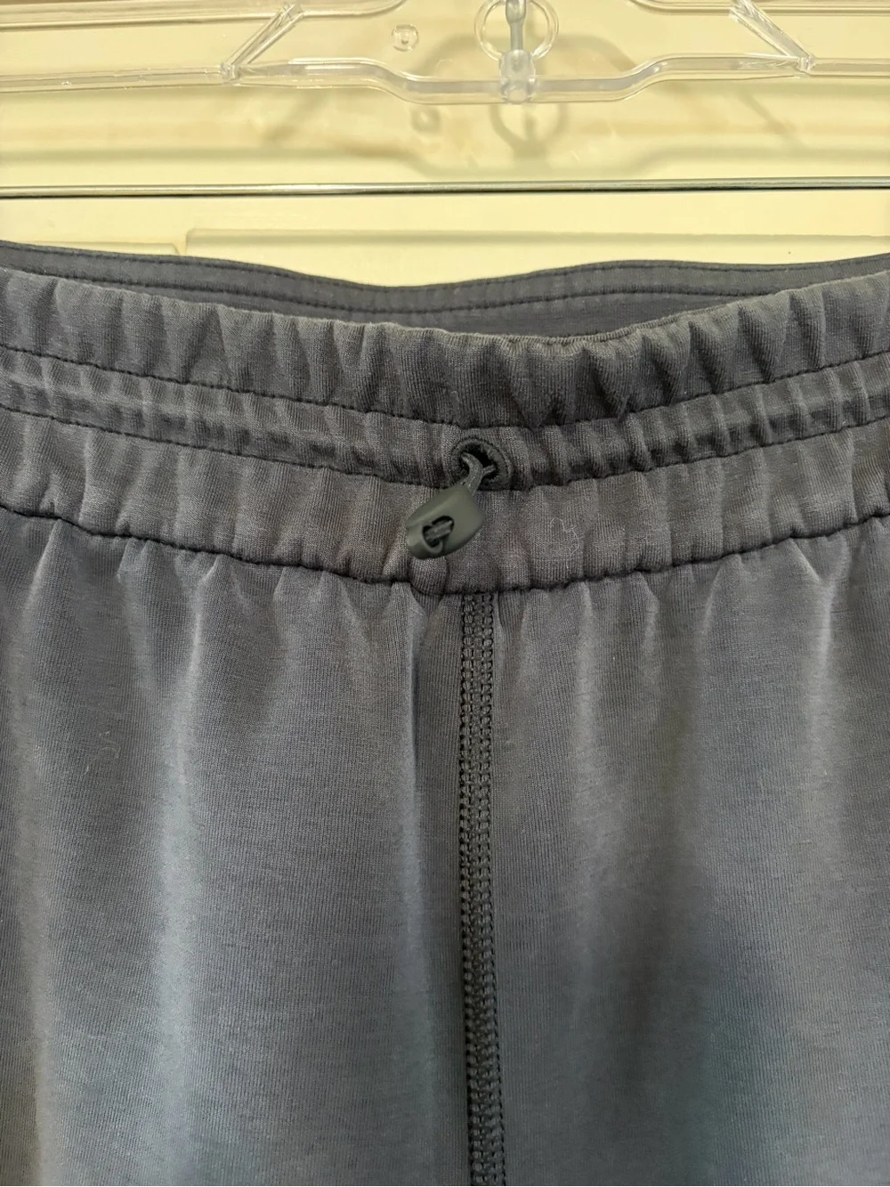 Lululemon Softstreme Pant 4 in “black”
